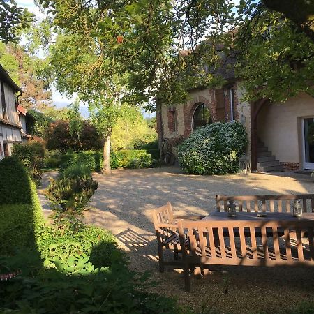 Bed and Breakfast Le Puits D'Angle Thibivillers Екстер'єр фото