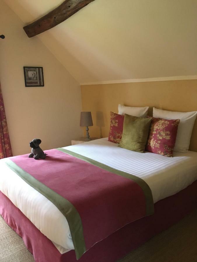 Bed and Breakfast Le Puits D'Angle Thibivillers Екстер'єр фото
